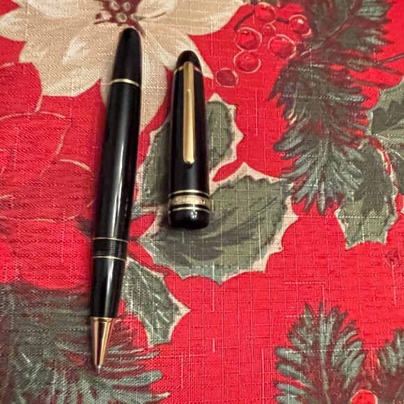 Montblanc Pen - Picture 2 of 7